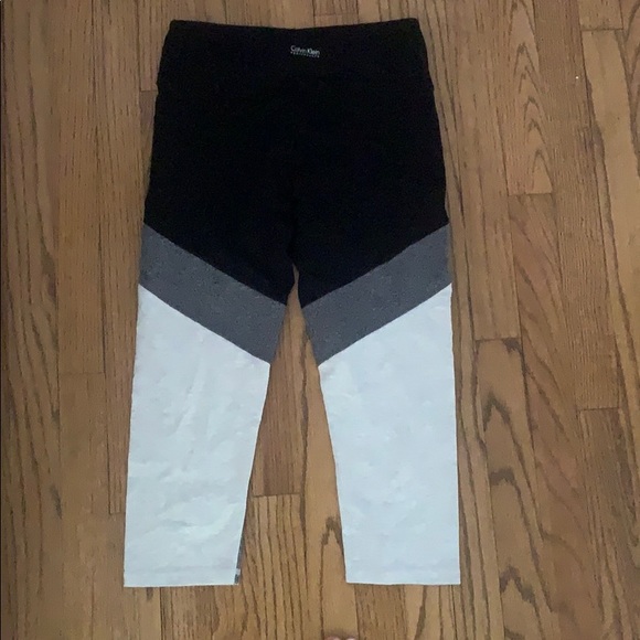 Calvin Klein Performance Wick Leggings - Picture 2 of 2